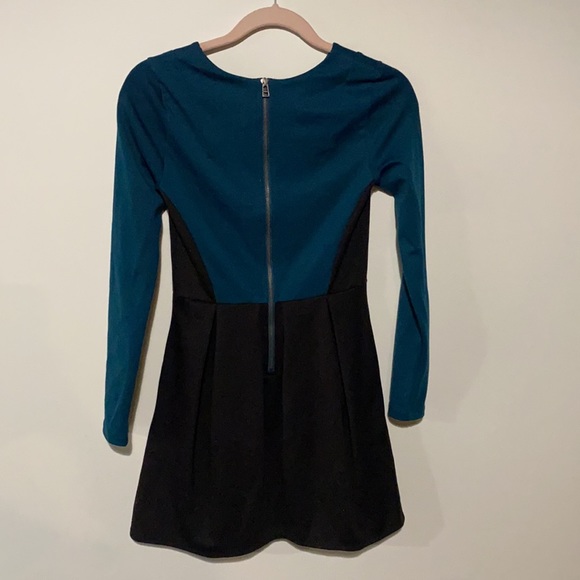 Pretty Little Liars Aeropostale Collection Dress - Picture 2 of 3